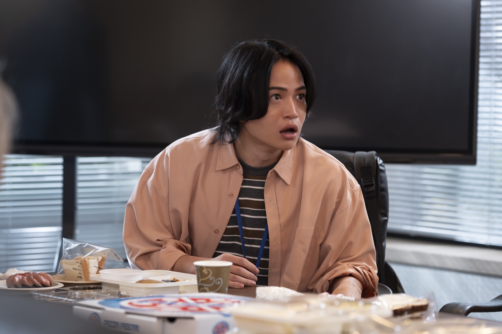 ドラマ『こちら予備自衛英雄補?!』に出演する菊池風磨(timelesz)