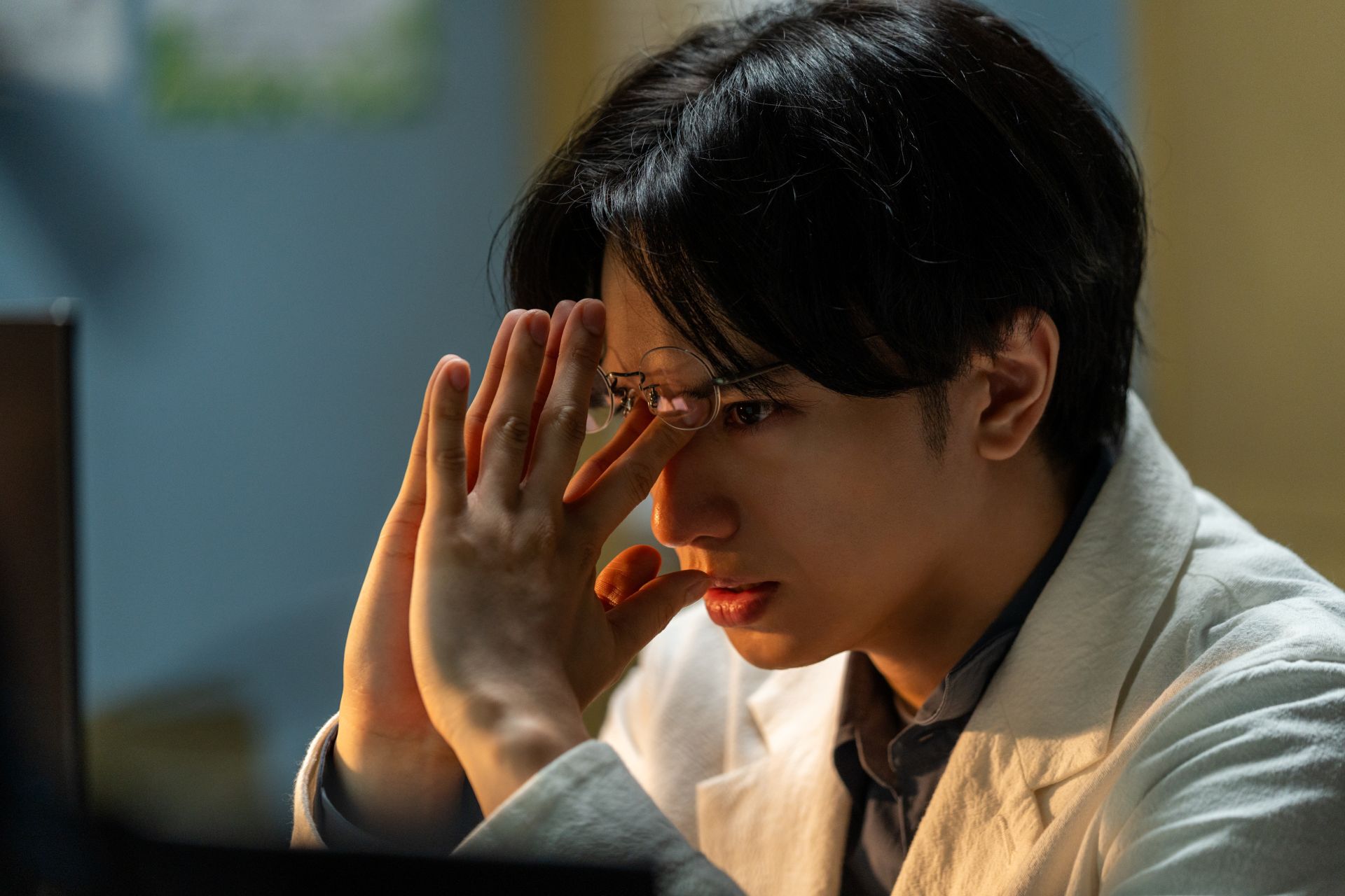 Netflixシリーズ『SとX』主演・中島健人が挑む新境地！悩める大人に