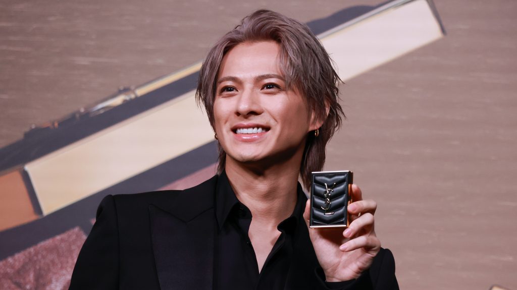 平野紫耀 「すごいみんな…（笑）」クールなフォトセッション中に思わず