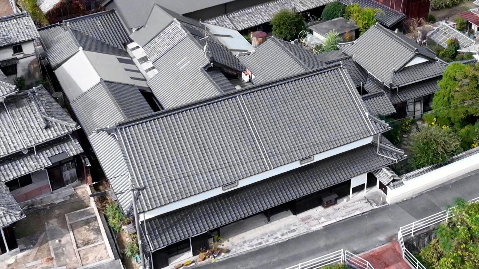 江戸時代大棟用大旧家時代宝珠大型サイズ横幅８０センチ高さ４５センチ古瓦当時物 江戸時代大棟用大旧家時代宝珠大型サイズ横幅80センチ高さ45センチ