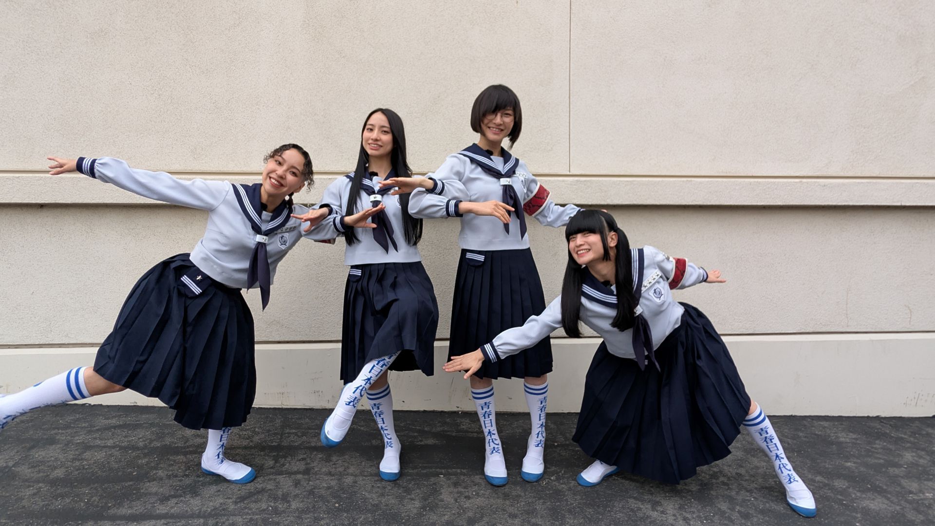 新しい学校のリーダーズ 海外でちゃんみなとバッタリ 保育園からの