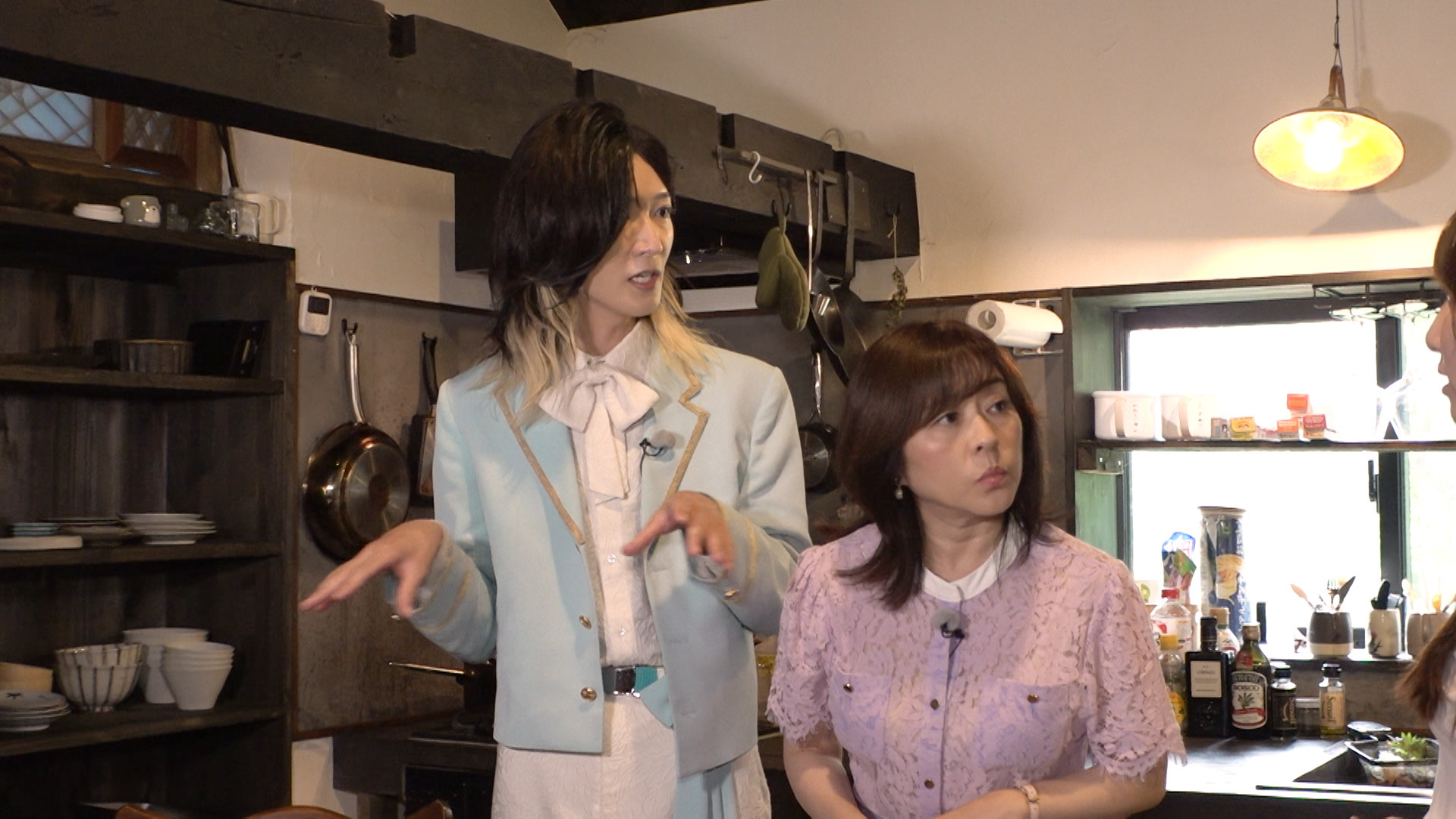 モナキのサカイJr.と松本明子の写真