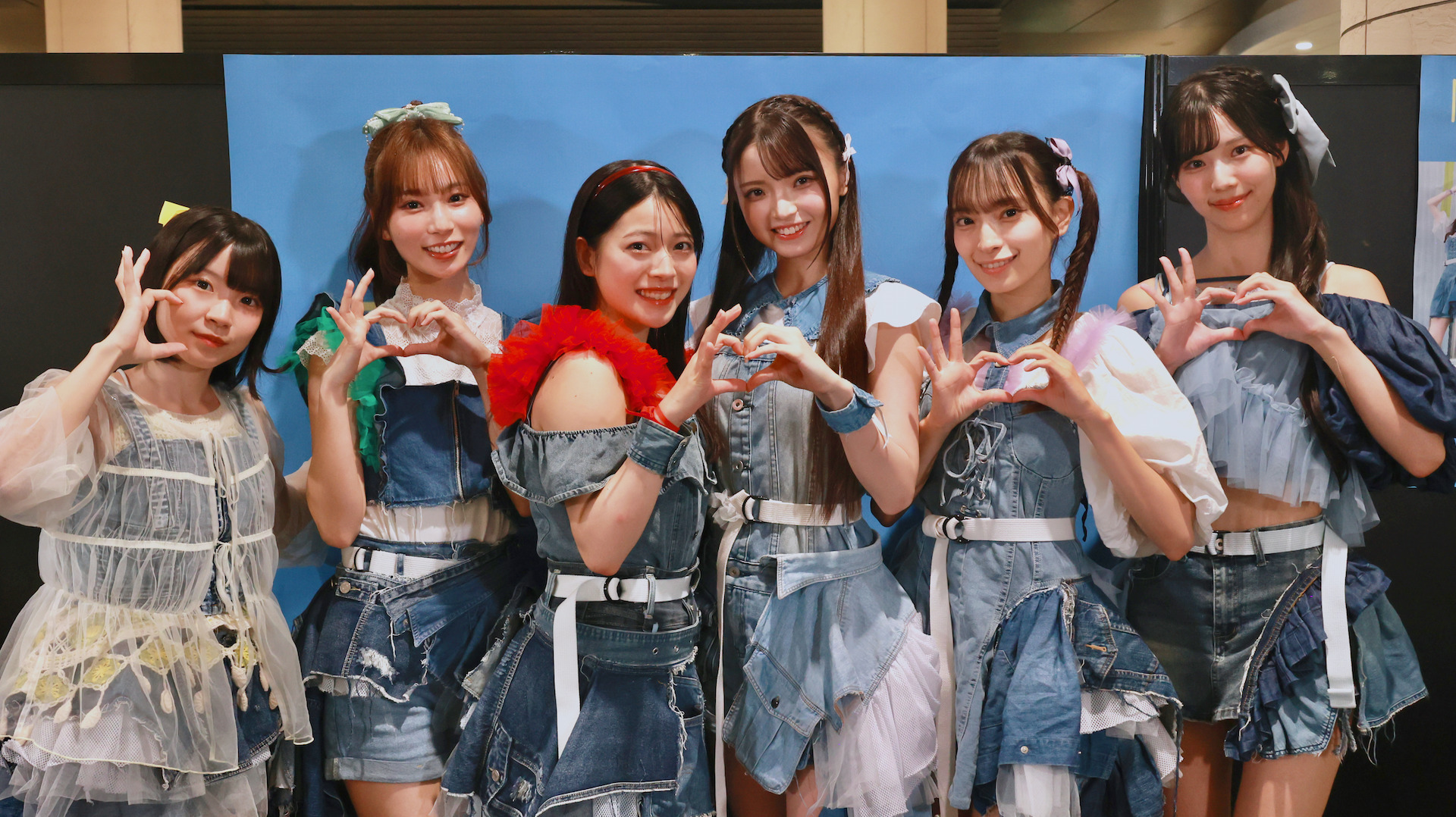 ：（左から）優希まひろ、三好菜乃、高岡薫、仲村星虹、大谷美詩海、美波愛梨