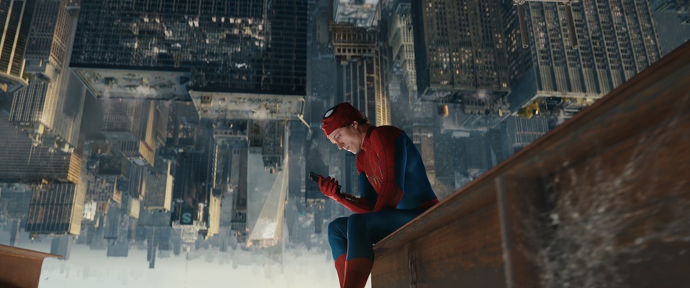 アベンジャーズ』を超えた“完璧な孤立”——『スパイダーマン：ブランド