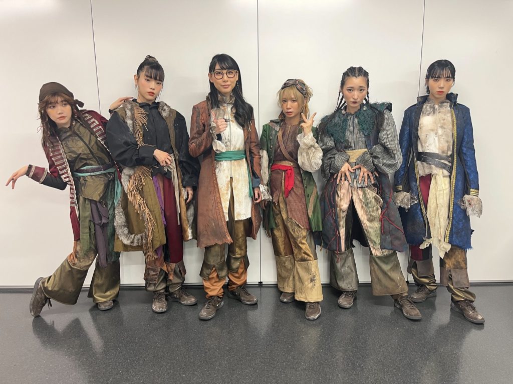 BiSH・モモコグミカンパニー、家族のオタクぶりに困惑「ファンの方の家