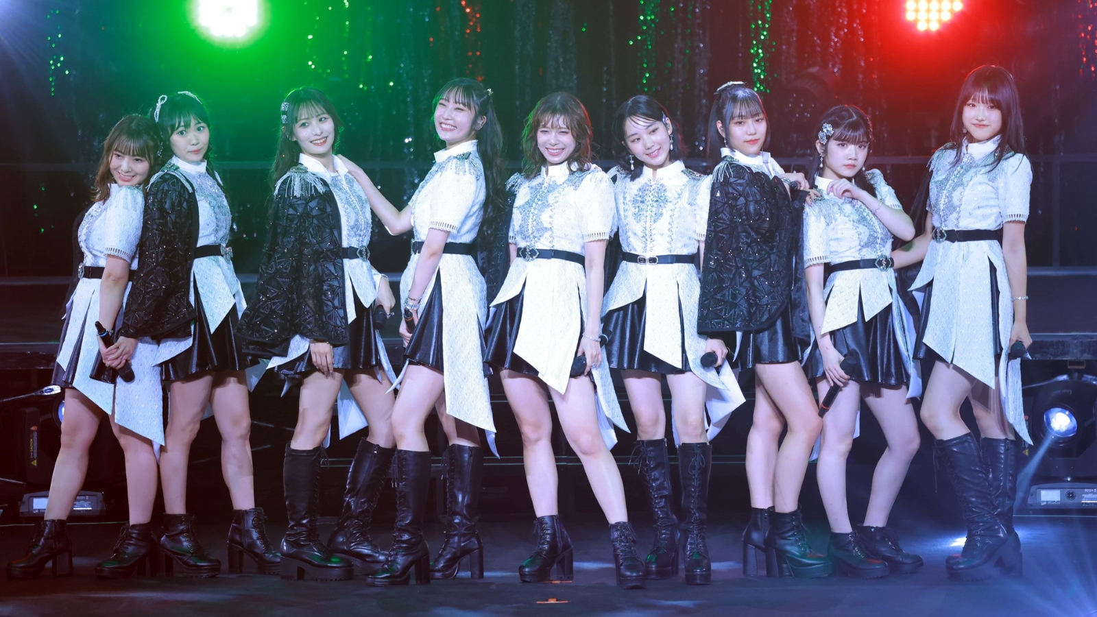 Juice=Juice武道館単独公演開催！「入江里咲さんも帰ってきて10人の