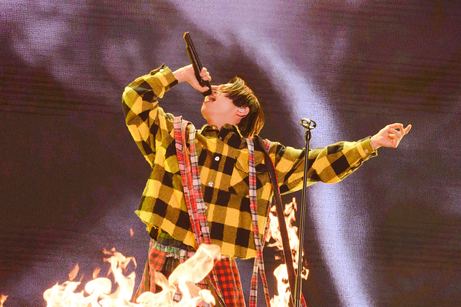 『to HEROes ～TOBE 2nd Super Live～』大阪公演に出演した三宅健