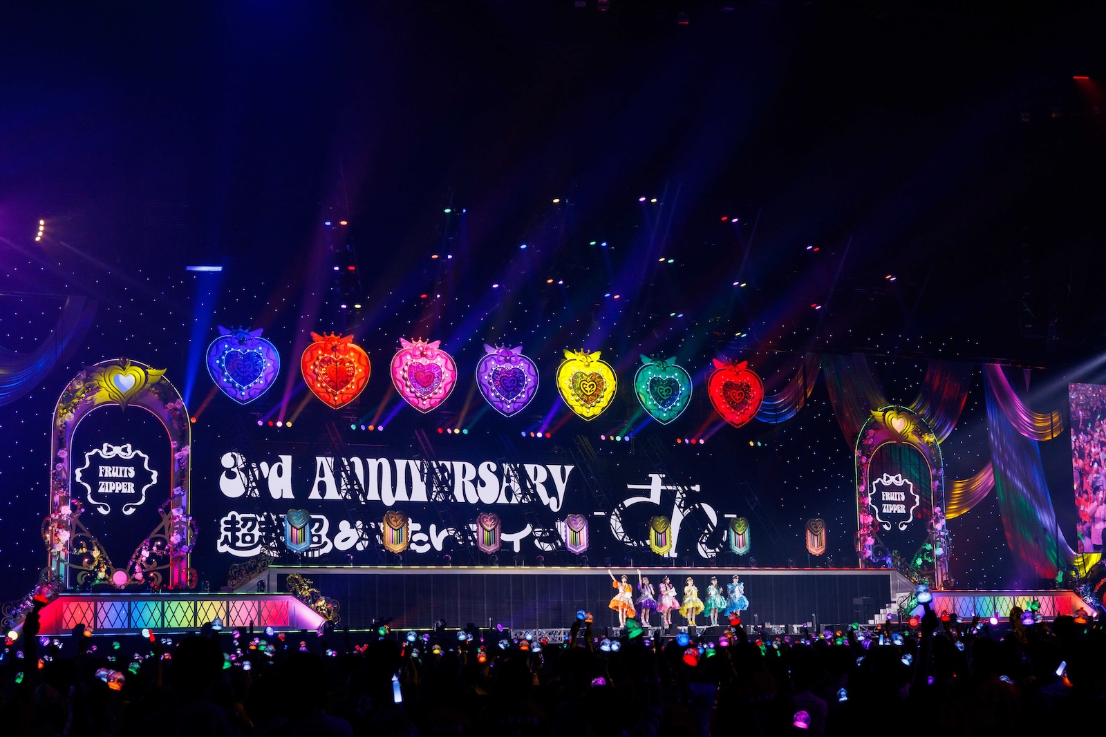 FRUITS ZIPPER キャパ150人会場でのデビューからSSA5万人動員！2026年2