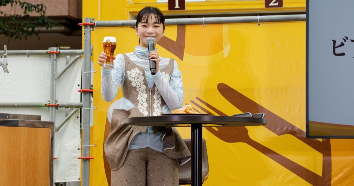 見上愛、自らビールをつぎ“ヱビスに合う一皿”の食レポに挑戦！26歳を
