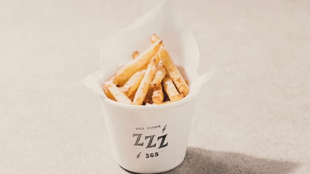 速報】日本一のフライドポテトが決定！北海道の『zzz365』が全国の名店