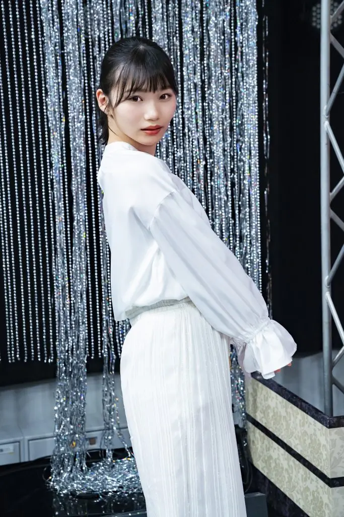 乃木坂46×entax 単独インタビュー 岡本姫奈「笑えなかった自分が自然と
