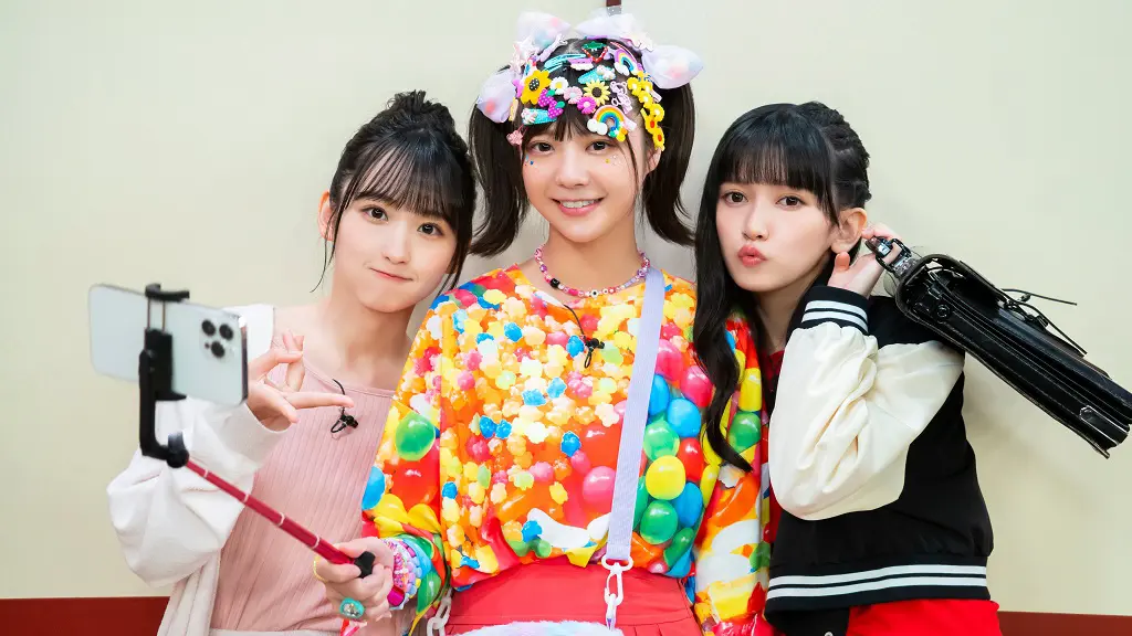 乃木坂46・一ノ瀬美空、冨里奈央、池田瑛紗が超個性的な三姉妹役に挑戦