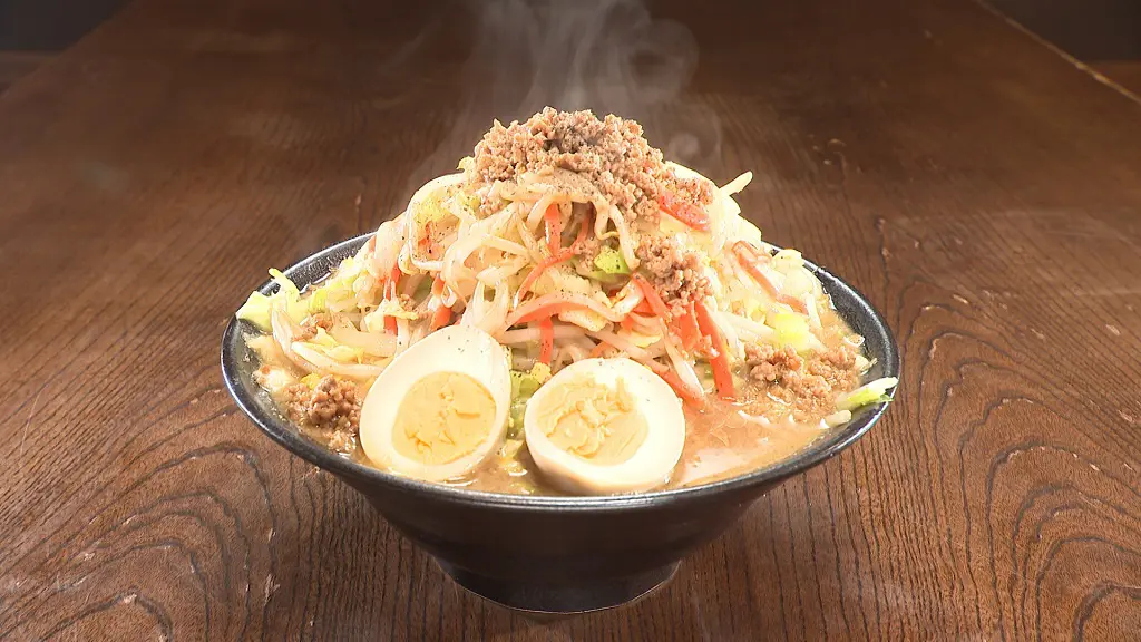 爆盛りで人気だが大寝坊する店主＆“たこやきサンバ”を踊る店主