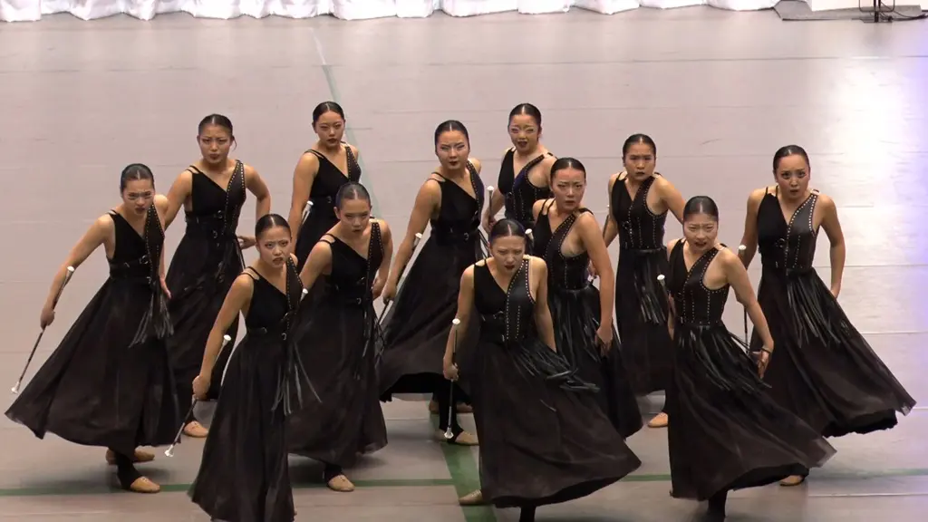 全国優勝を目指す石川県の高校バトン部に密着！ 大会直前にOG が贈った