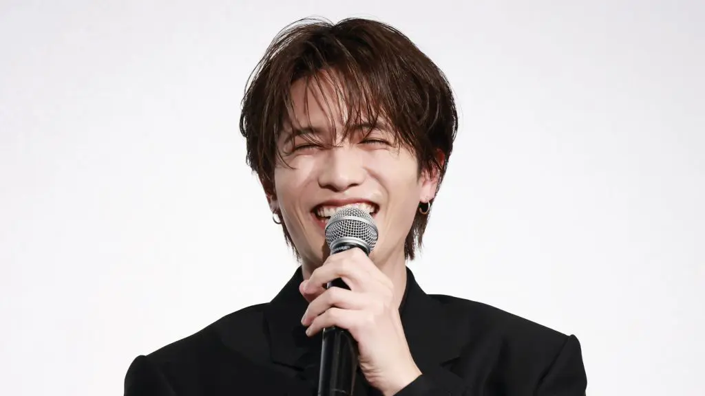 志尊淳20代最後の作品『52ヘルツのクジラたち』「命をかけて向き合わ