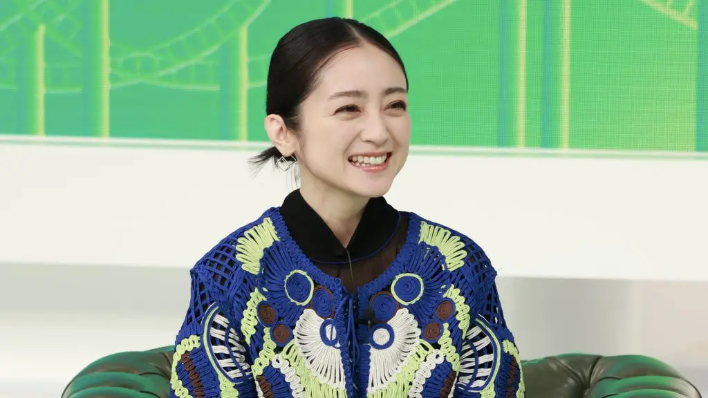 安達祐実　スウェット　家なき子 安達祐実 | 春の新作🌸 @torico_wear | Instagram