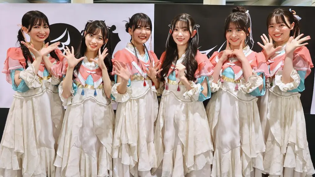 音楽でワープ！　パルパル音楽隊編　少女玉手箱　1988年初版 Amazon.co.jp: 南野陽子·設楽ハル子·吉沢秋絵 写真➁ スケバン刑事2 3