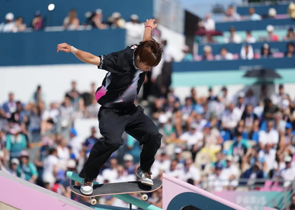 堀米雄斗　スケートボード　スケボー　コンプリート　インディペンデント　美品 VENTURE トラック ベンチャー 堀米 雄斗 スケボー 中空 V-HOLLOW LIGHT