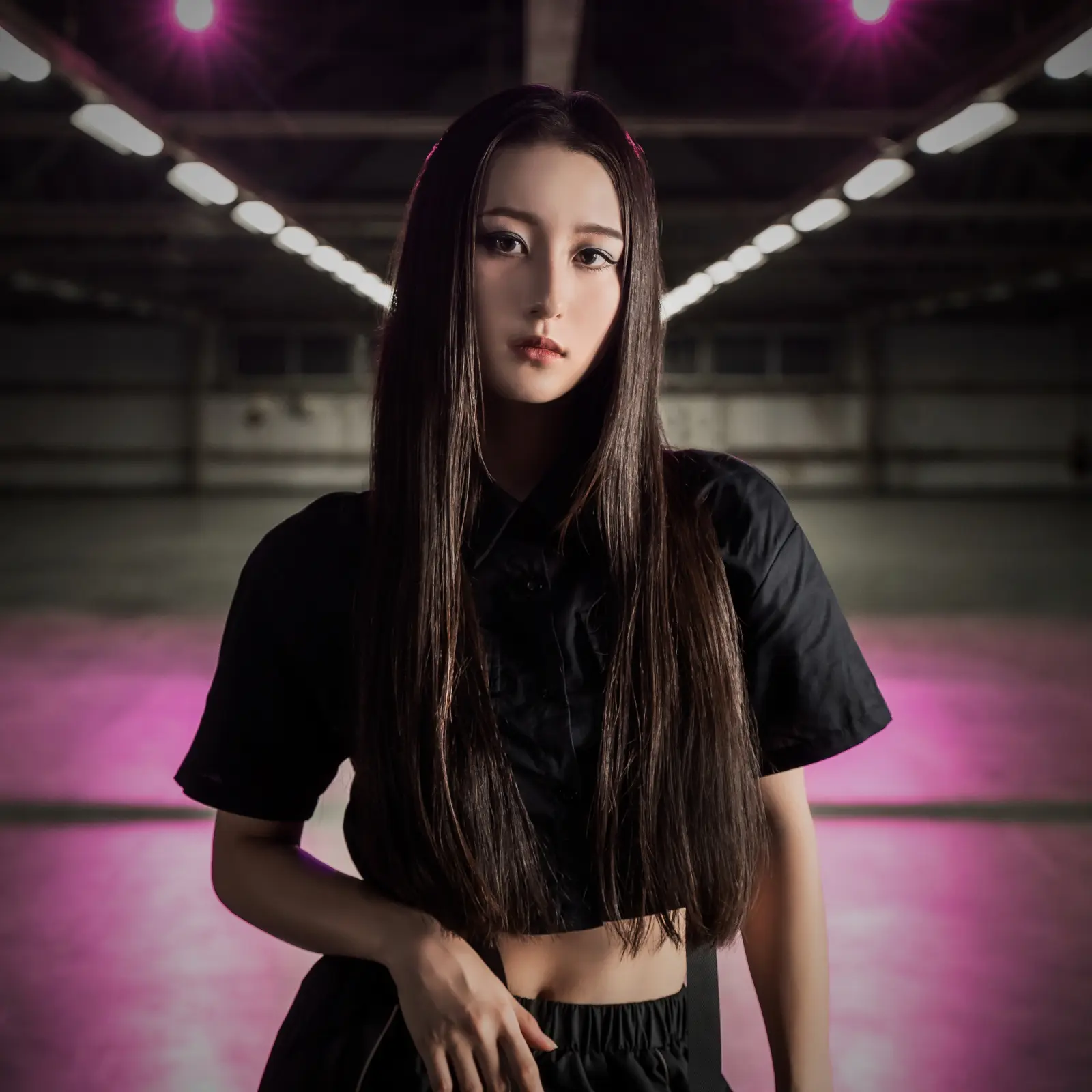 J-POPとK-POPの“2つの顔” 7人組ガールズグループ『2FACE』デビュー