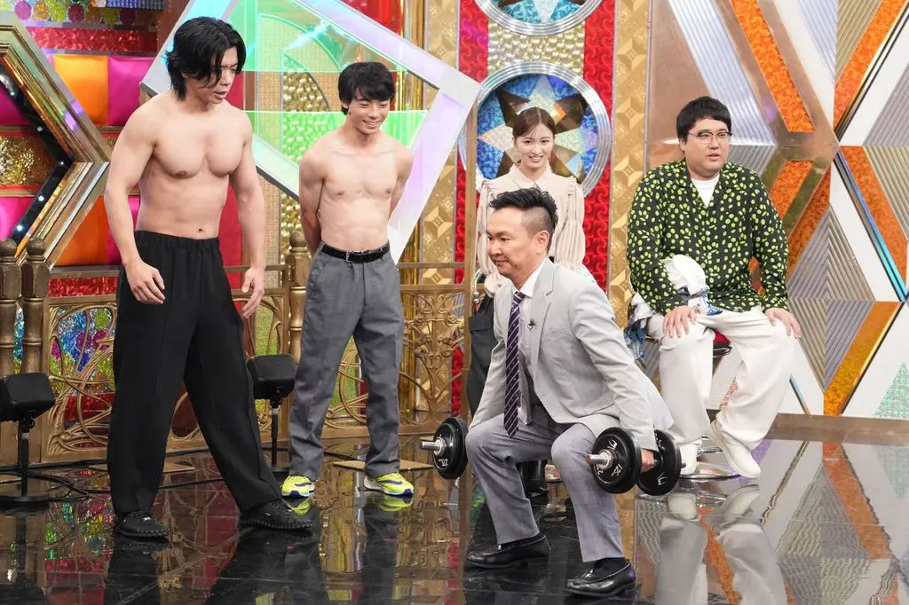 jk脚 史上初の女子高生ボディービルチャンピオンに刺激され？…マジラブ・野田クリスタル伝授！自宅でできる脚トレとは？｜entax（エンタックス）