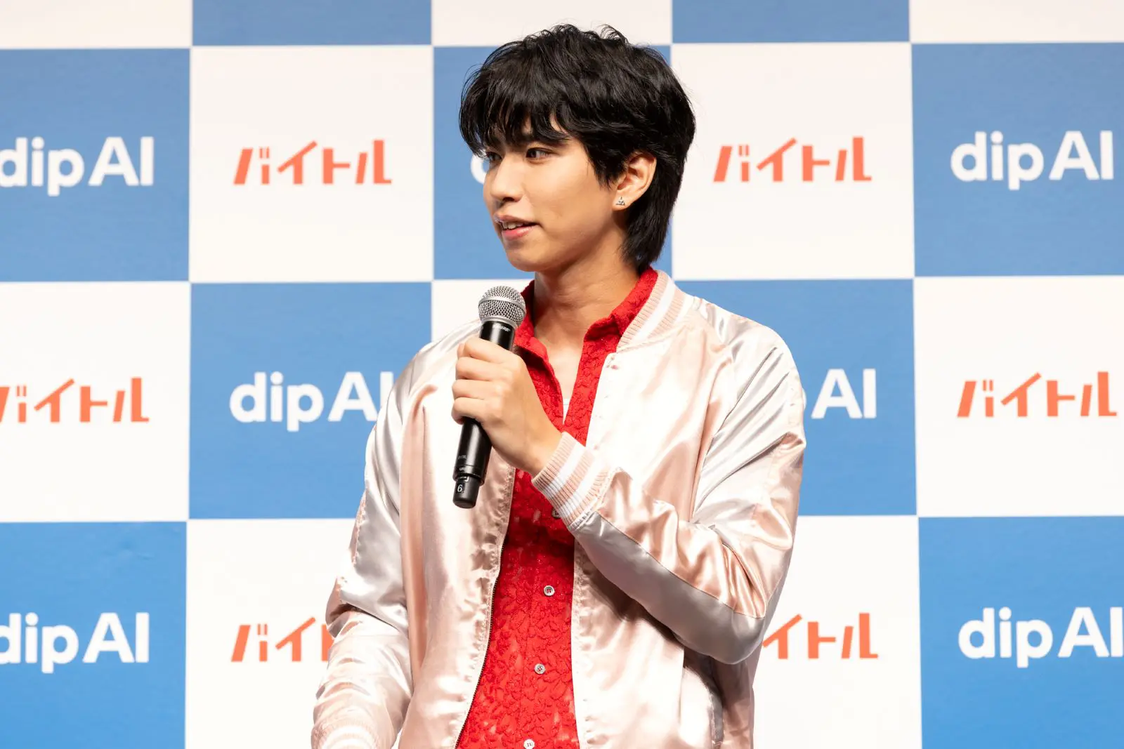 乃木坂46・梅澤美波 ケーキ屋でのバイト経験明かす「クリスマス時期は