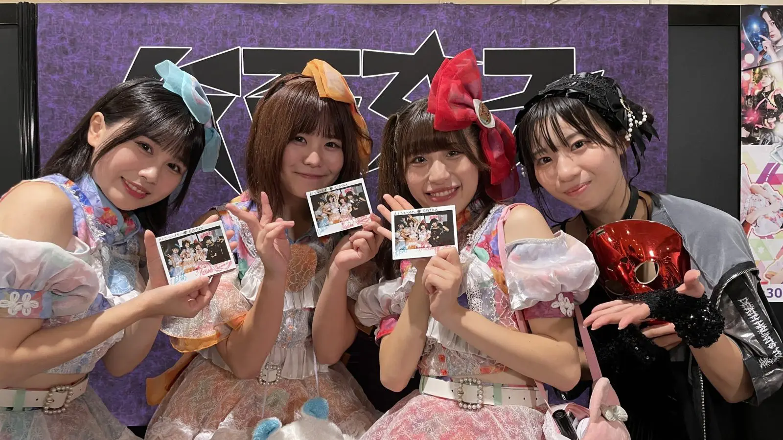 サイン入りチェキプレゼントキャンペーン！【メノニューイヤー&森下舞