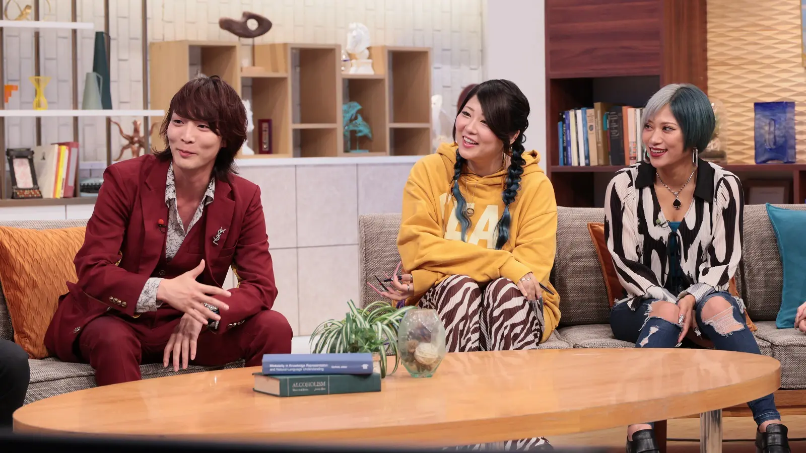 ぱーてぃーちゃん・すがちゃん最高No.1 中1から1人暮らしの壮絶人生