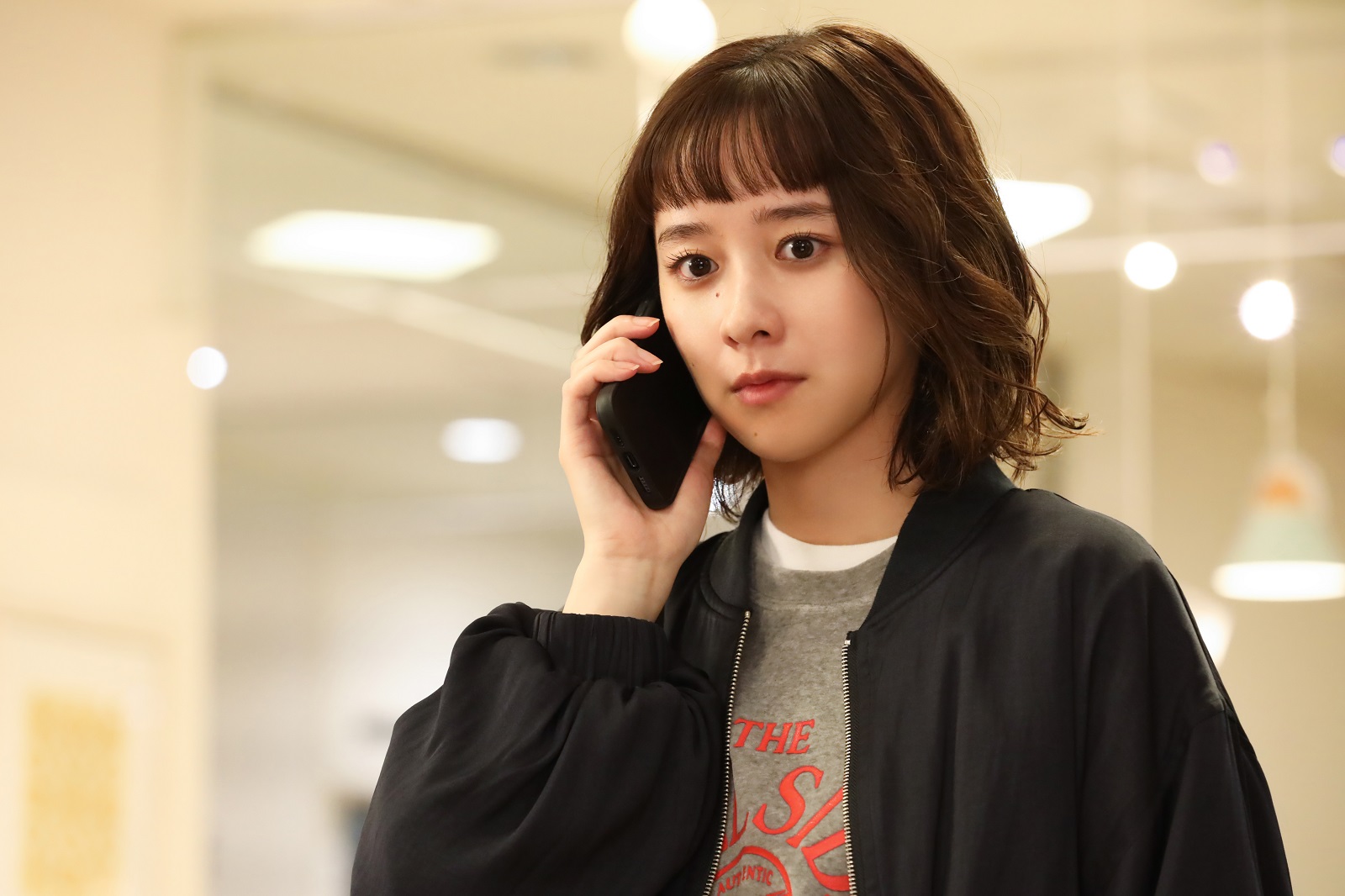 涼(堀田真由)の写真