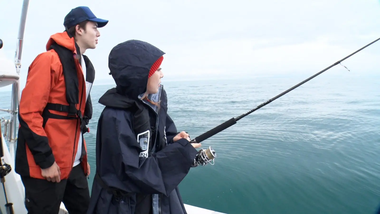 PUFFY大貫亜美 巨大魚釣りの助っ人に…「バス釣りは民生さんに教えて