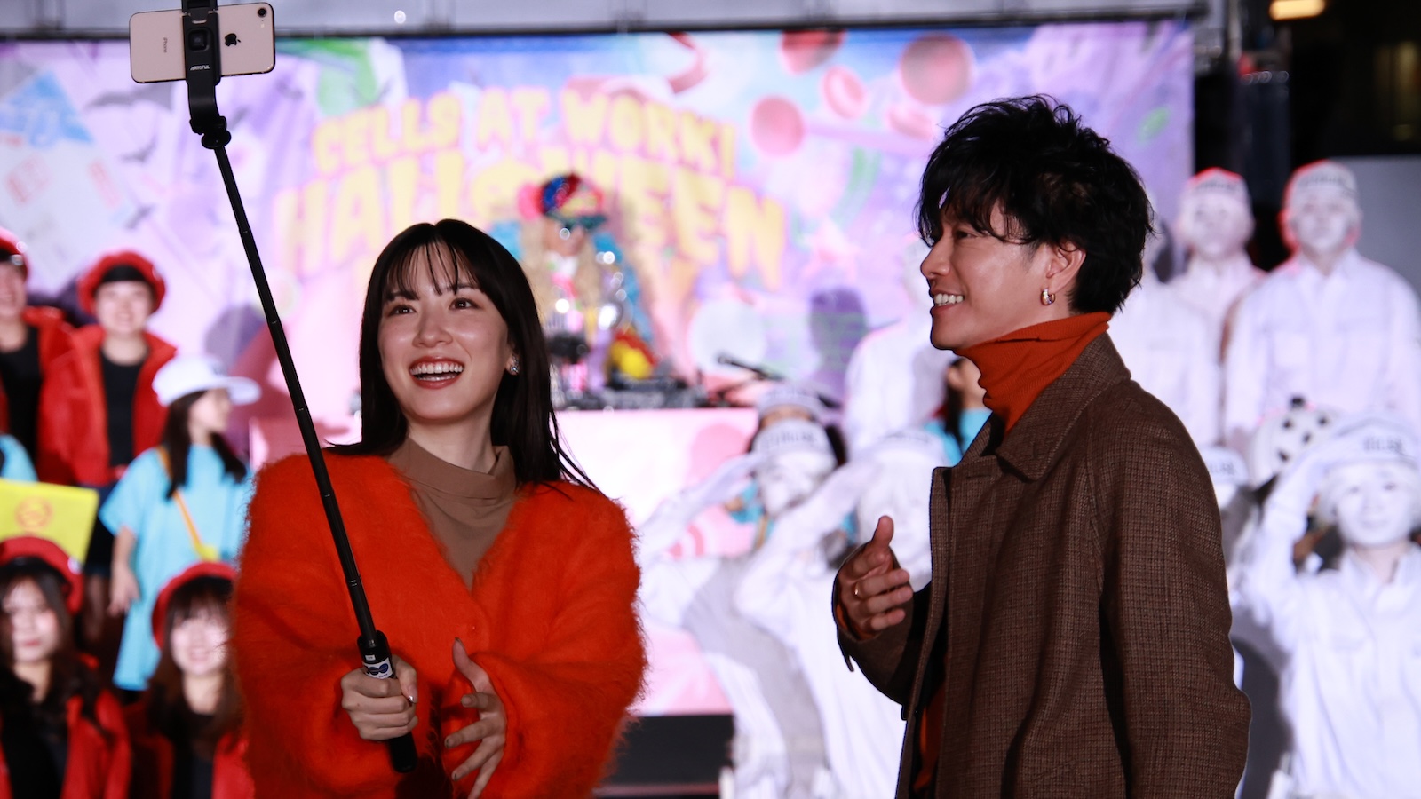 永野芽郁、佐藤健の写真