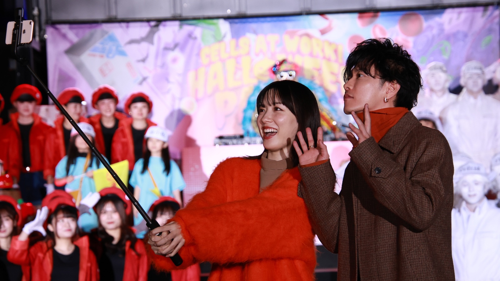 永野芽郁、佐藤健の写真