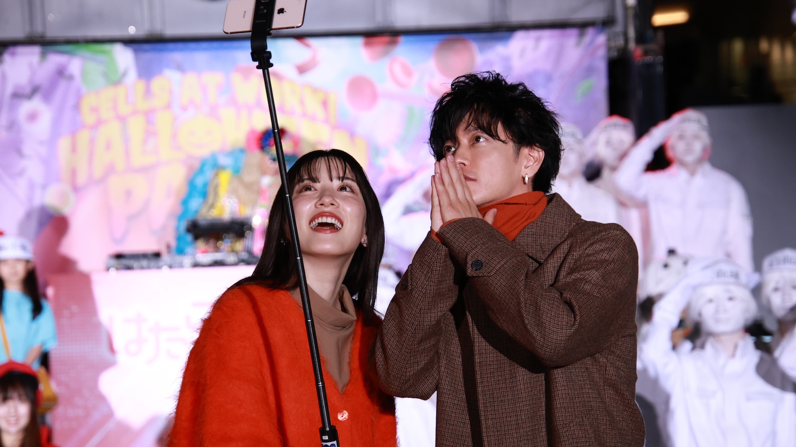 永野芽郁、佐藤健の写真