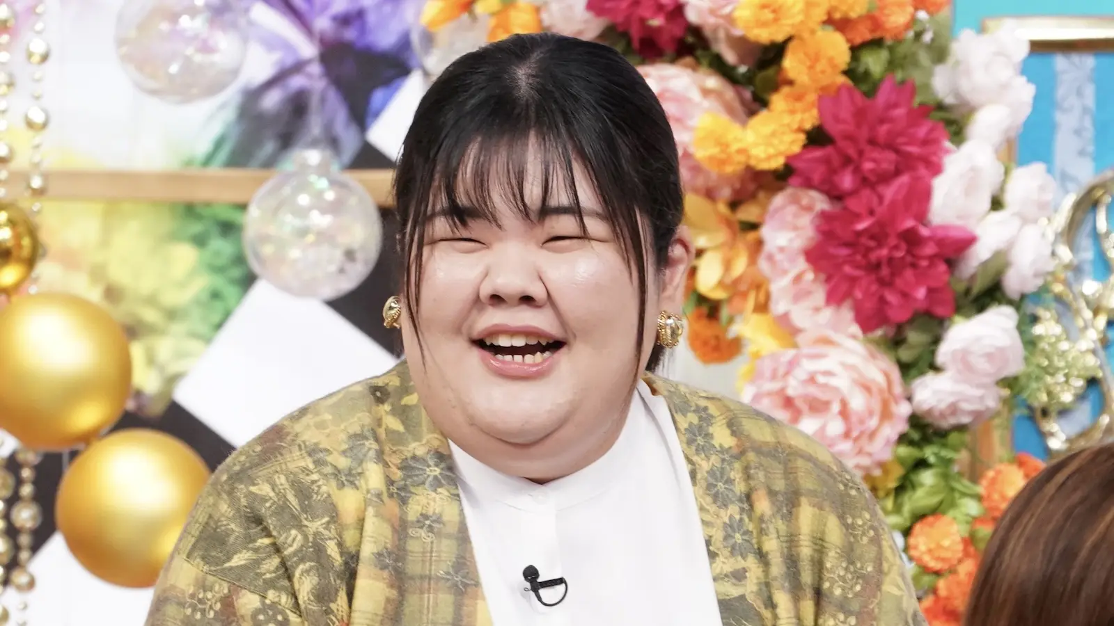 ぼる塾・あんり 相方・はるちゃんからの大げさに容姿を褒める行動は  