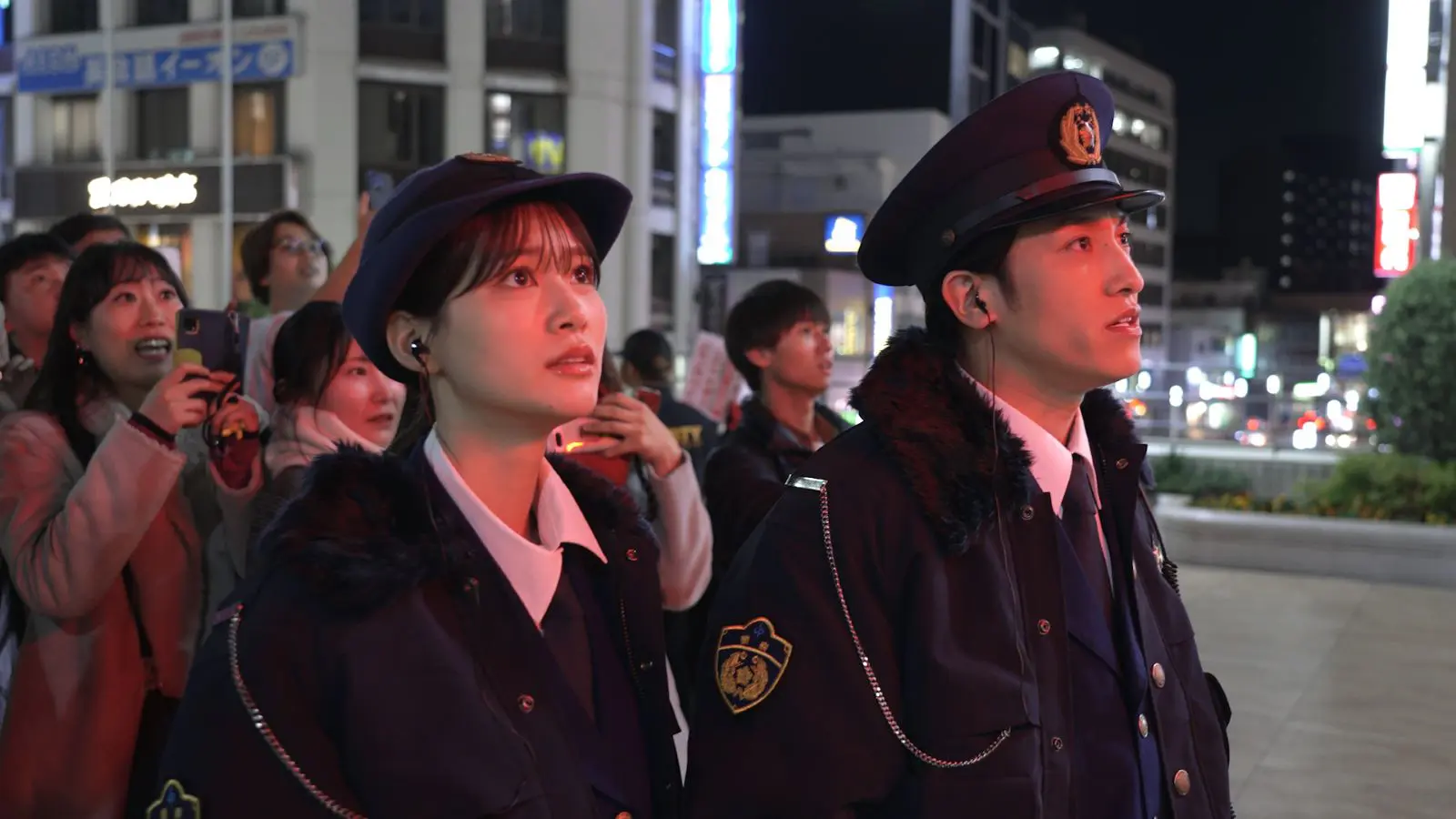 EXIT・兼近大樹演じる巡査が決死の覚悟で火の中へ…客を無事に非難