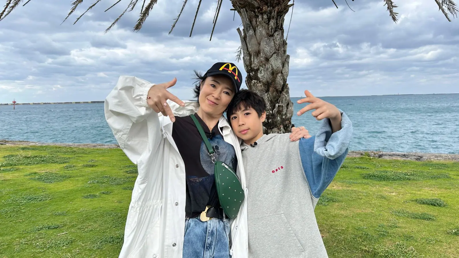 寺島しのぶ親子が『ダーツの旅』で沖縄へ！息子・眞秀くんの食レポに