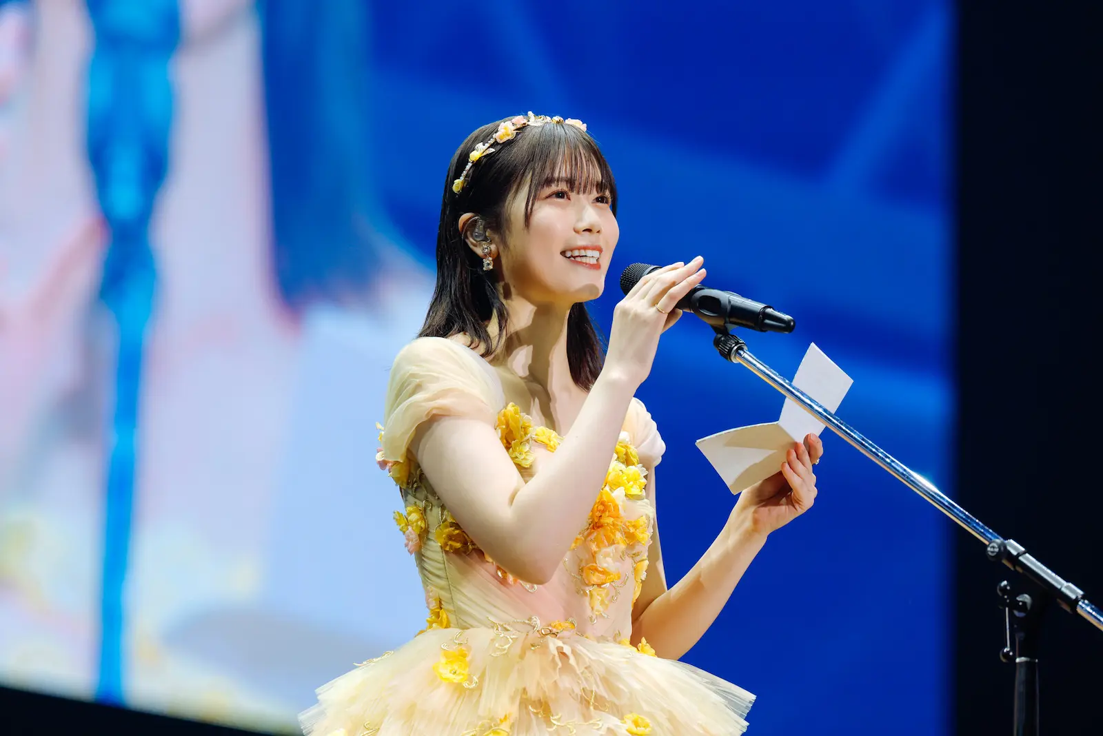 日向坂46にとって大きな存在”丹生明里、卒業セレモニーで一期生と涙