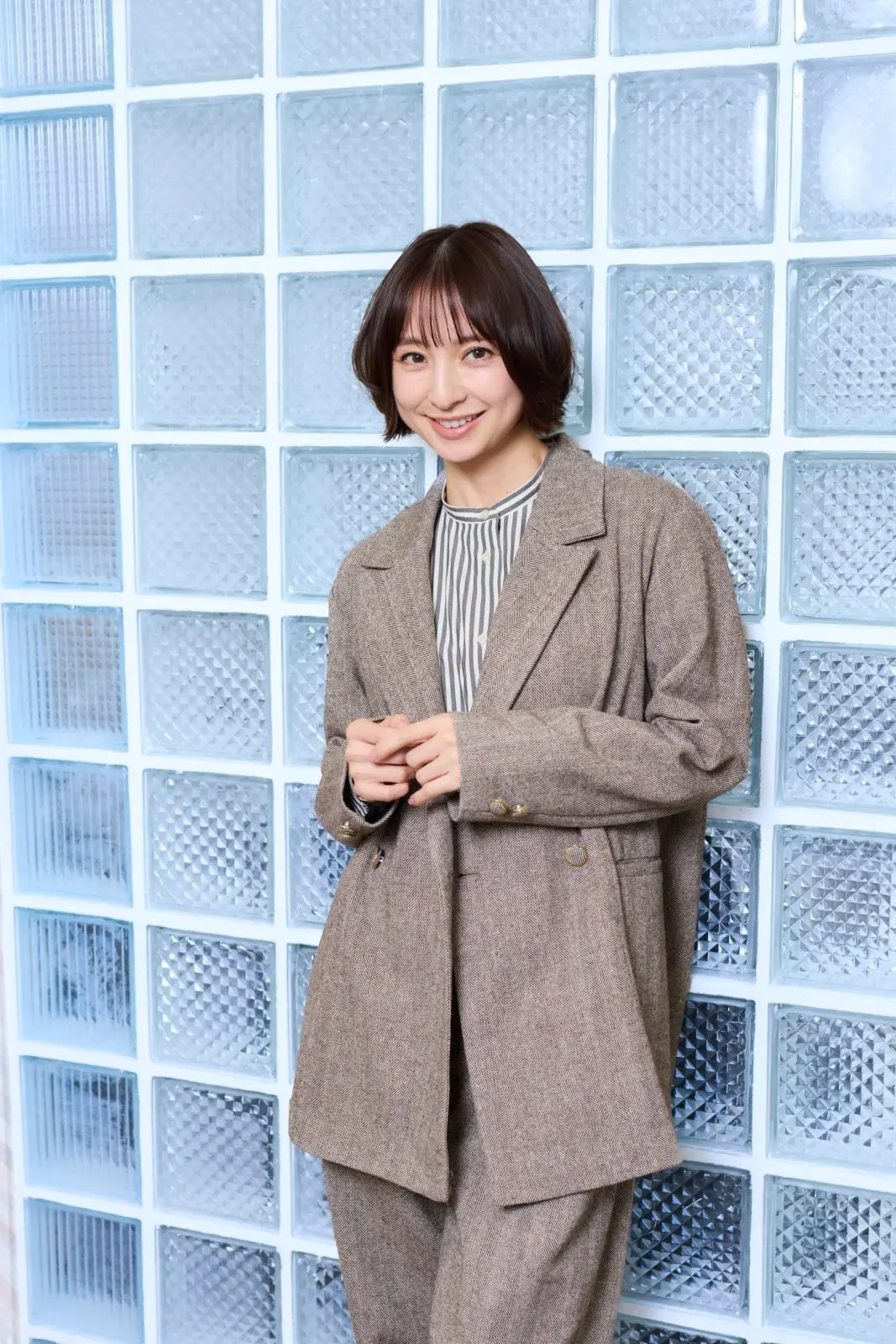 篠田麻里子、フリー後初出演！縦型ショートドラマ『元カレ図鑑』配信