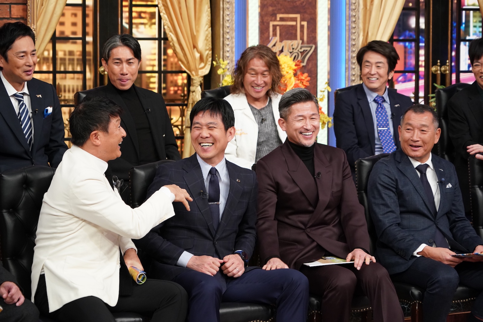 三浦知良、森保一、都並敏史、武田修宏、前園真聖、岡野雅行の写真