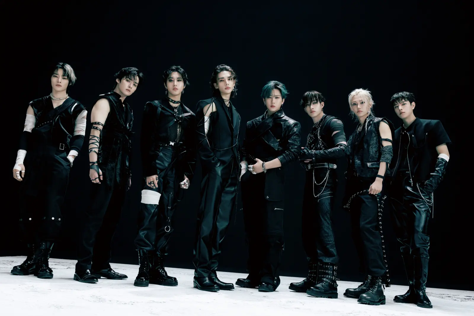 ストレイキッズ Stray Kids 全員 集合 豪華セット Stray Kids「ビオレUV」新キャンペーン2025年春から始動決定