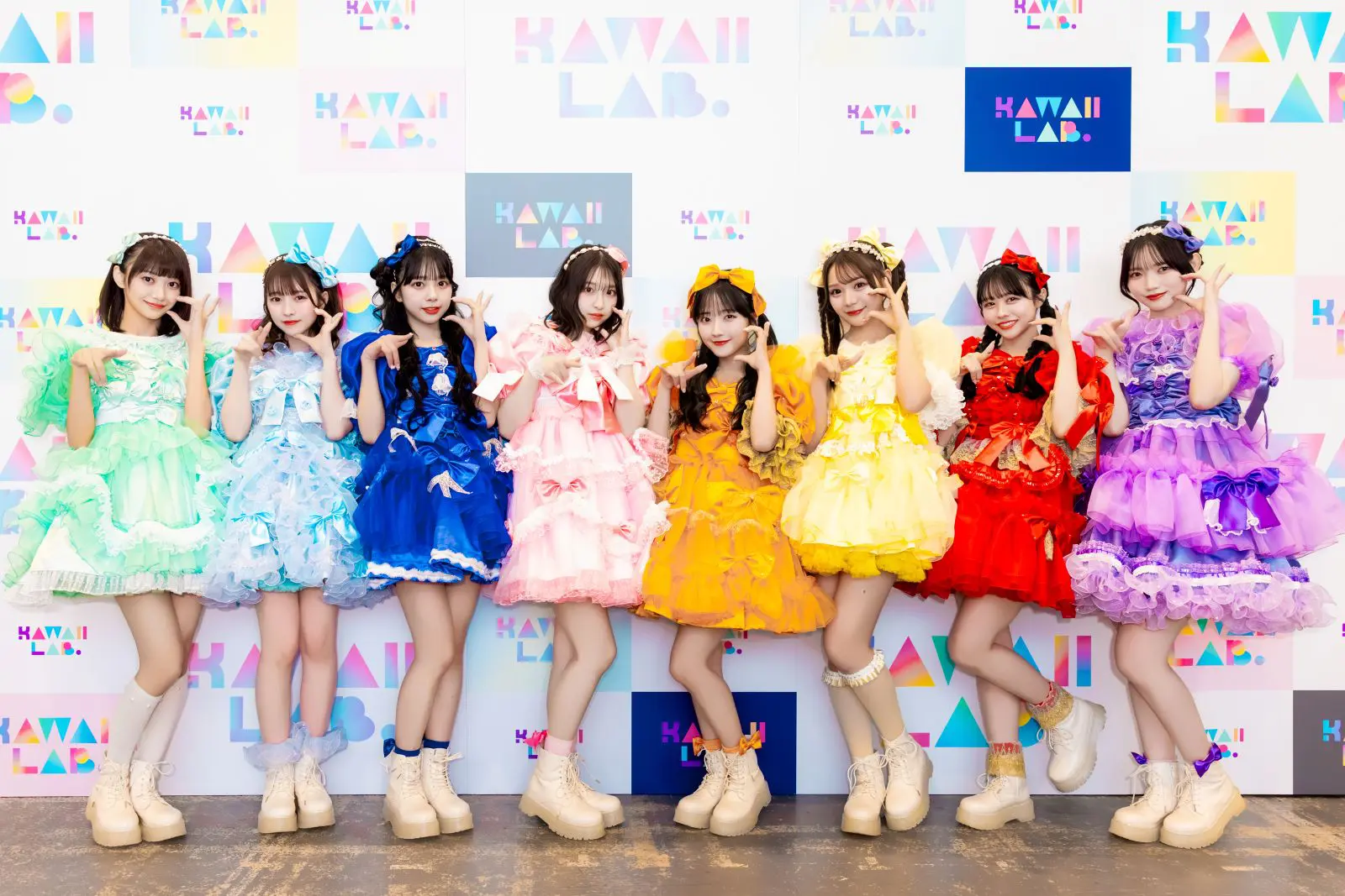 も*か様 cutiestreet 全員サイン入りTシャツ も*か様 cutiestreet 全員サイン入りTシャツ CUTIE STREET新衣装発表ライブ