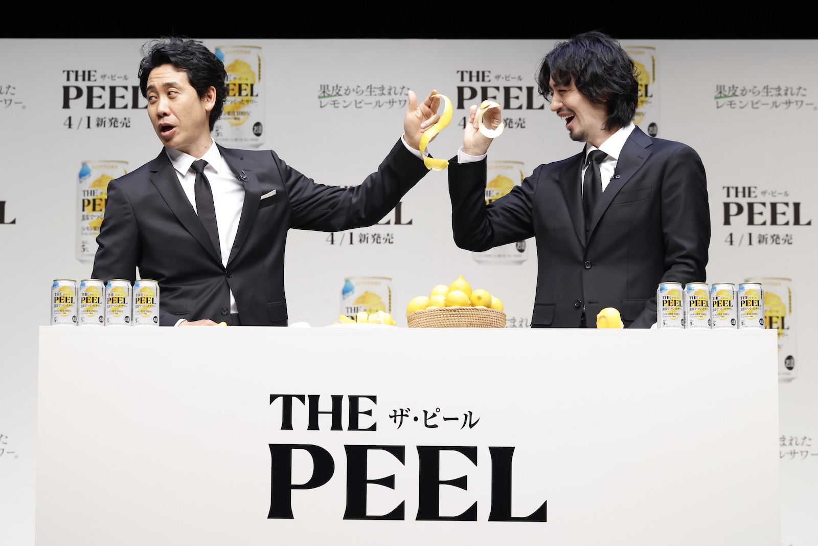 大泉洋と斎藤工の写真