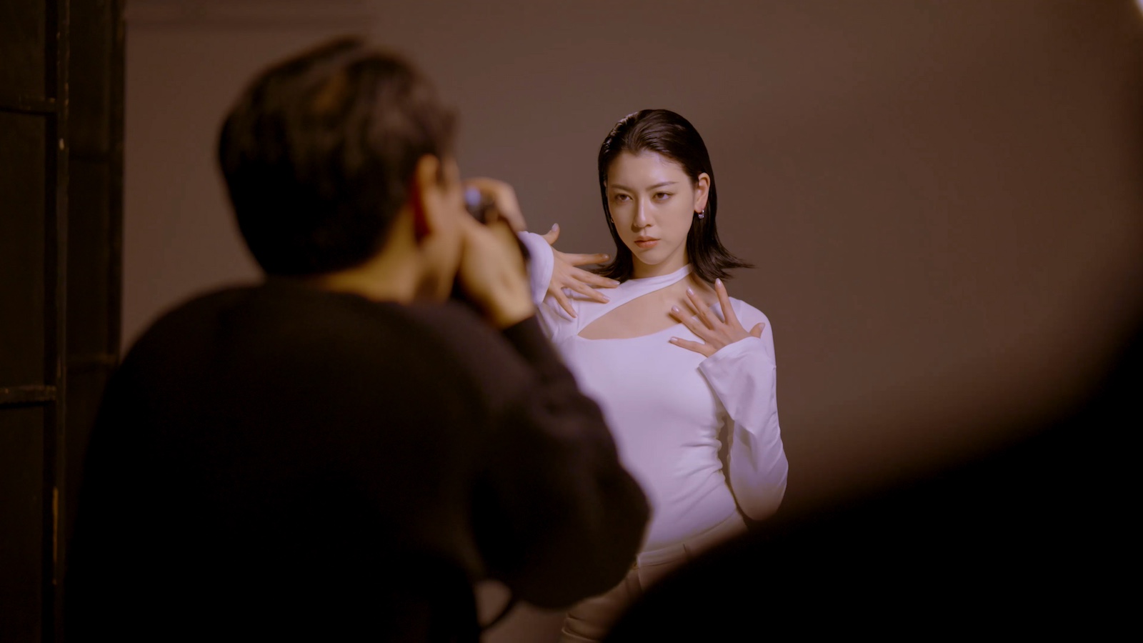 三吉彩花の写真