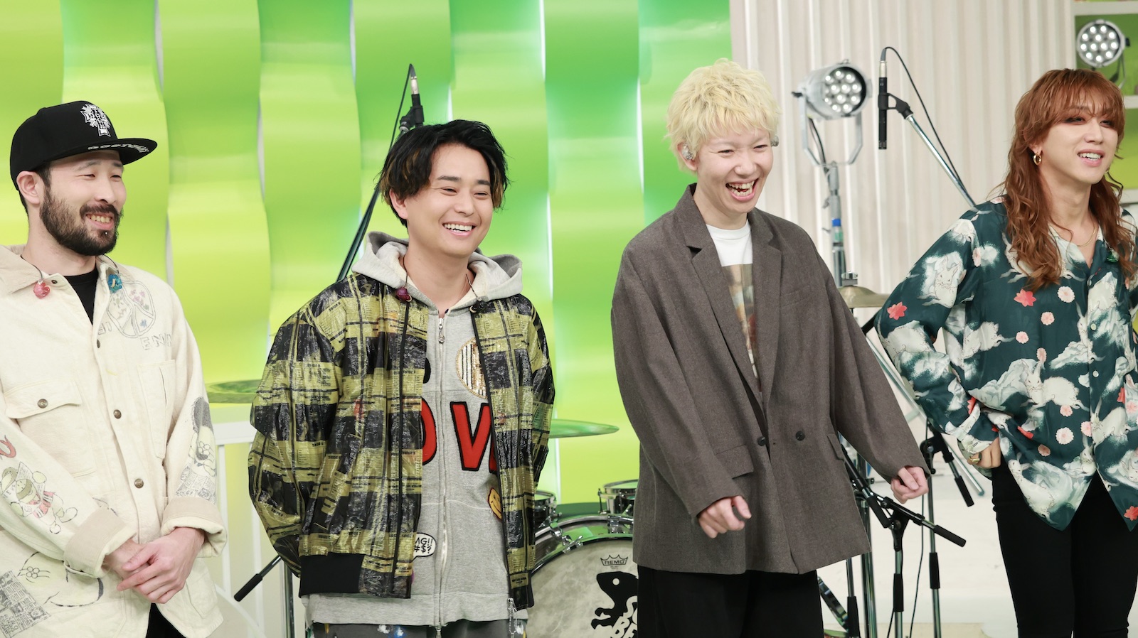 （左から）藤原"36才"広明、上杉研太、柳沢亮太、渋谷龍太