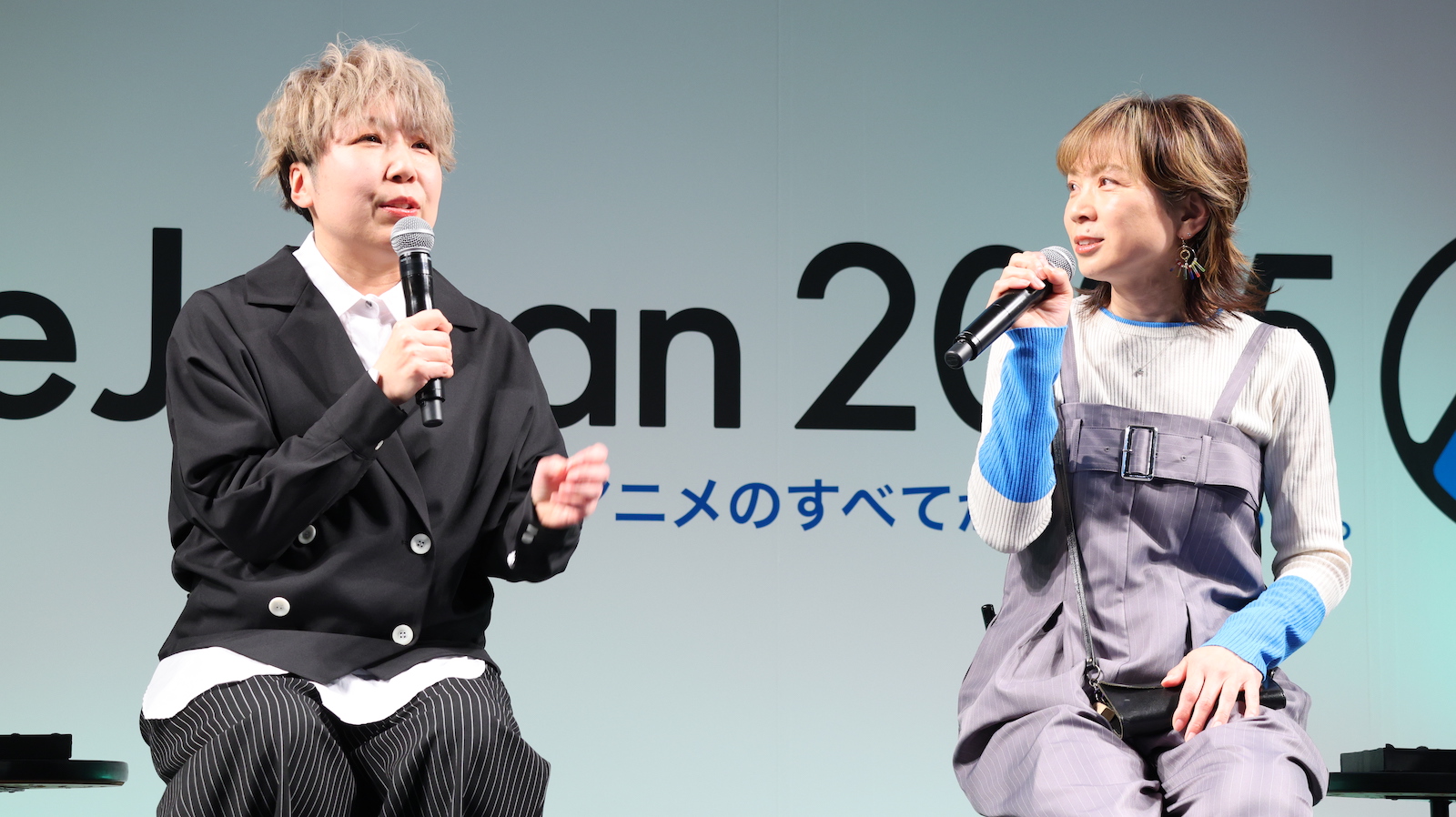山口眞弓と野田順子の写真