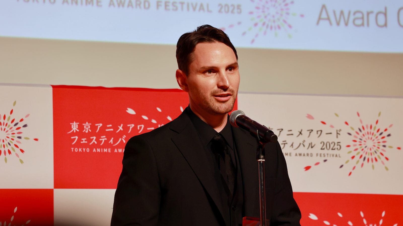 Evan Call(エバン・コール)の写真