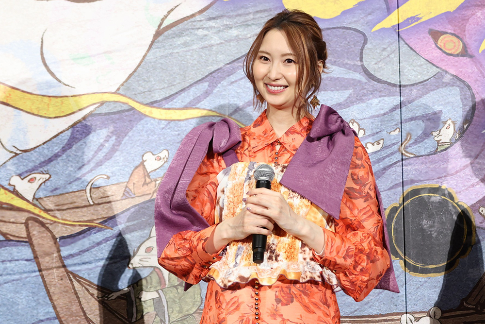 戸松遥さん写真