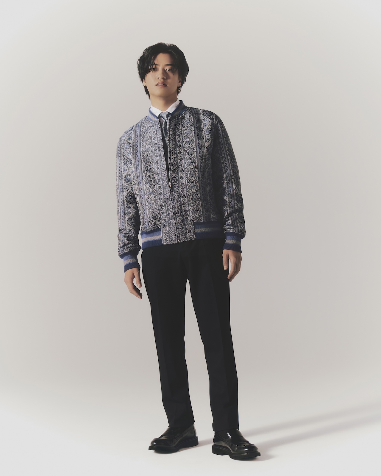 ETROのグローバルブランドアンバサダーに就任したKing & Prince・髙橋海人