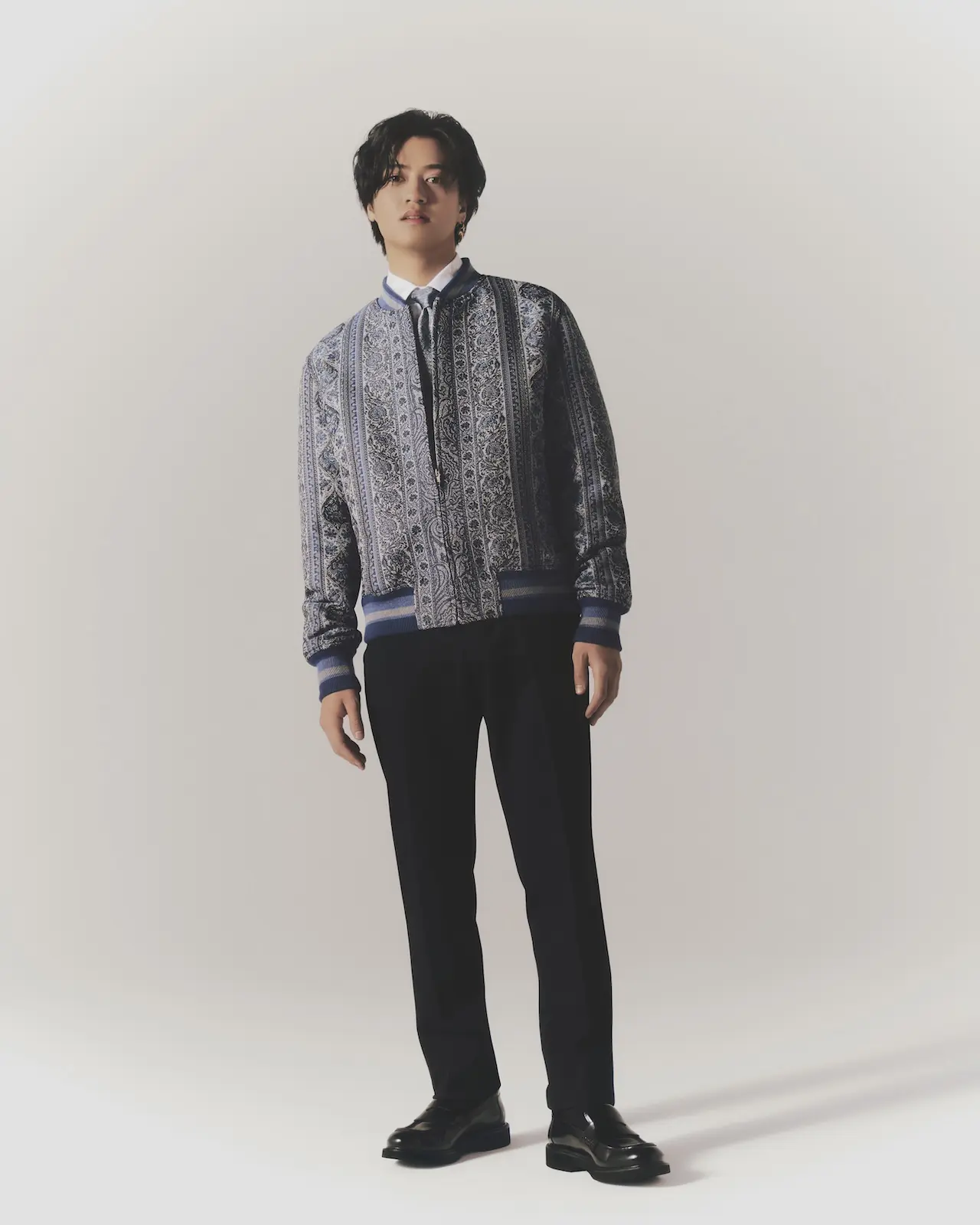 【高橋海人さん着用ブランド】ETRO ペイズリーロングドレス エトロ」がグローバルブランドアンバサダー髙橋海人とコラボ