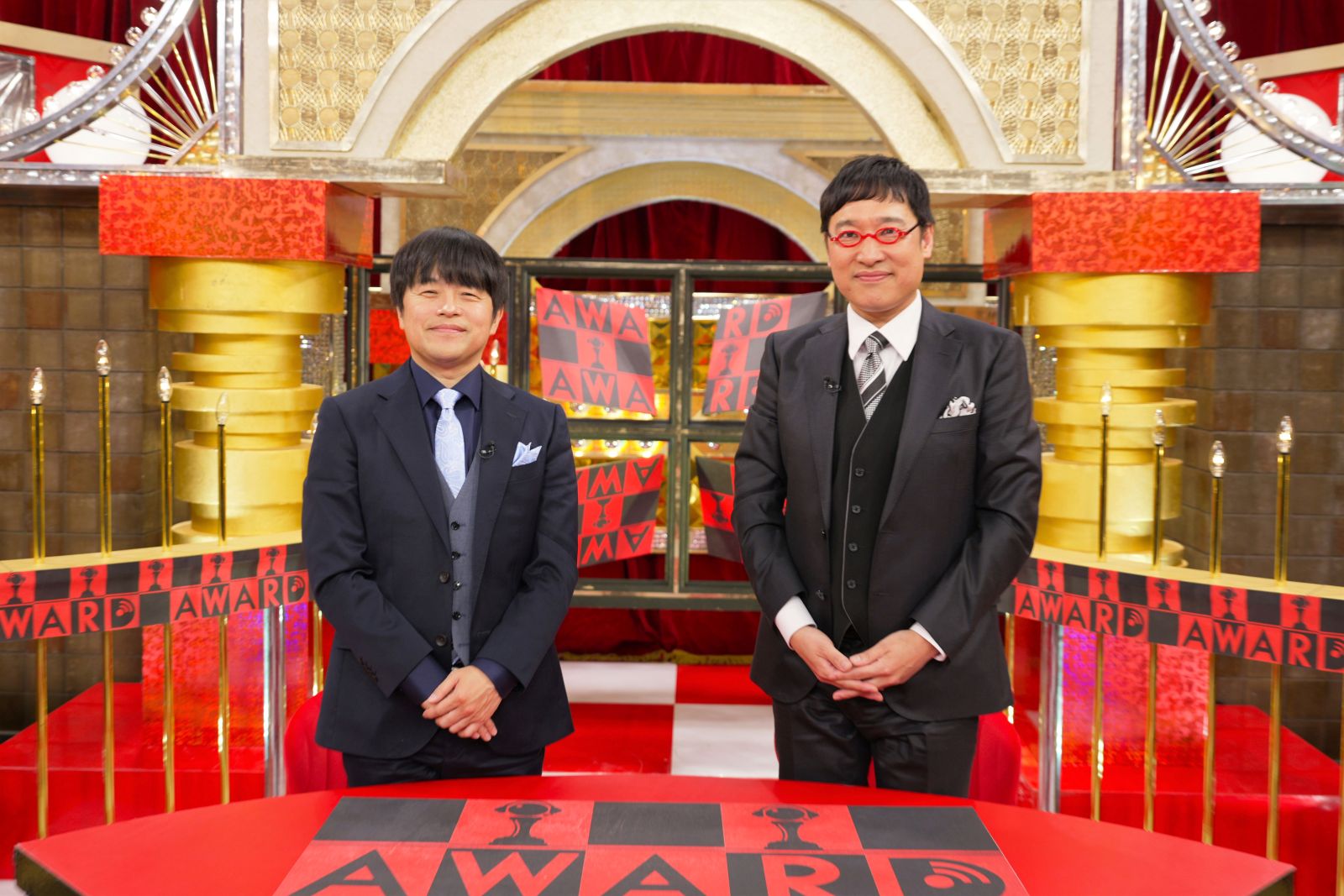 バカリズムと山里亮太の写真