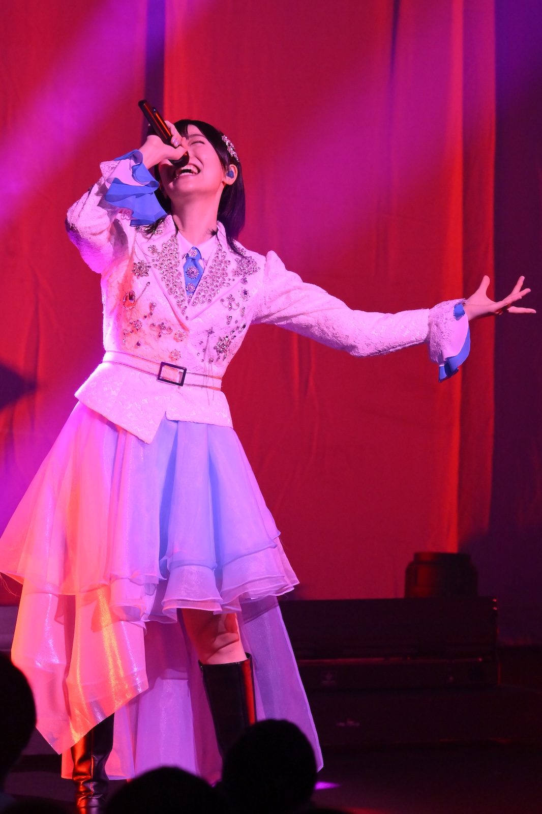 前島亜美の写真
